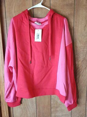 Discount Divas Color Block Hoodie – Size Large – NWT
